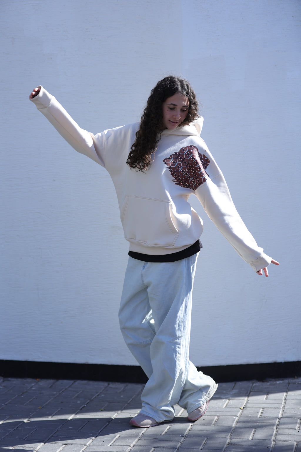 Eye Mask hoodie - Soft Cream
